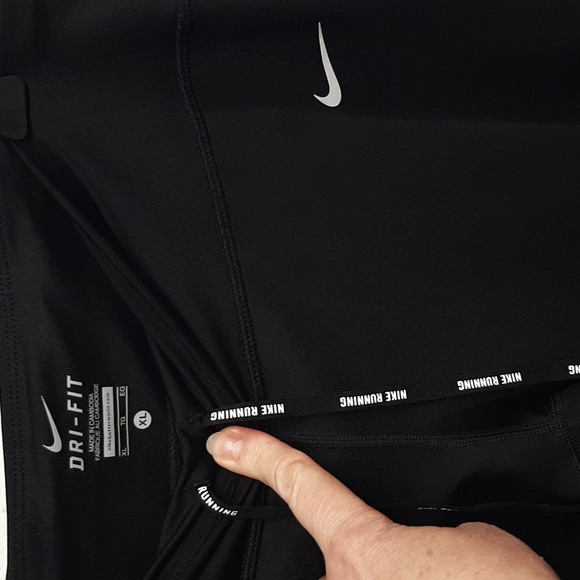 NIKE DRI FIT EPIC RUN CAPRI SIZE XL - Picture 2 of 9